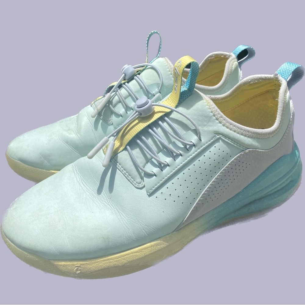 CLOVE Classic Limited Edition Women's Nursing Healthcare
Shoe Sneaker Size 11